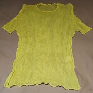 Issey Miyake Yellow Pleated Short-Sleeve Tee